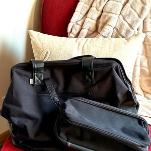 BEIS Travel Mini Convertible Tote & Dopp Kit set